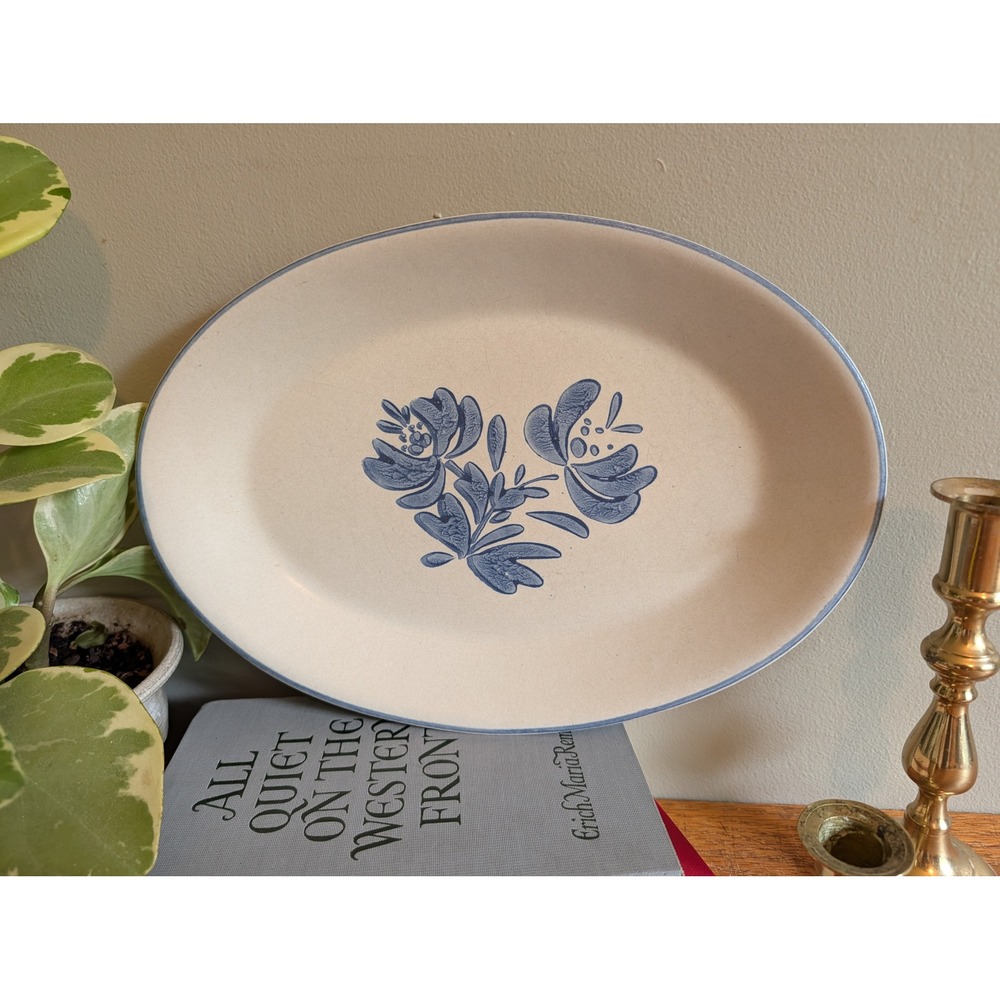 Vintage Pfaltzgraff Yorktowne Blue Floral Oval Serving Platter 12 Inch USA 7-7